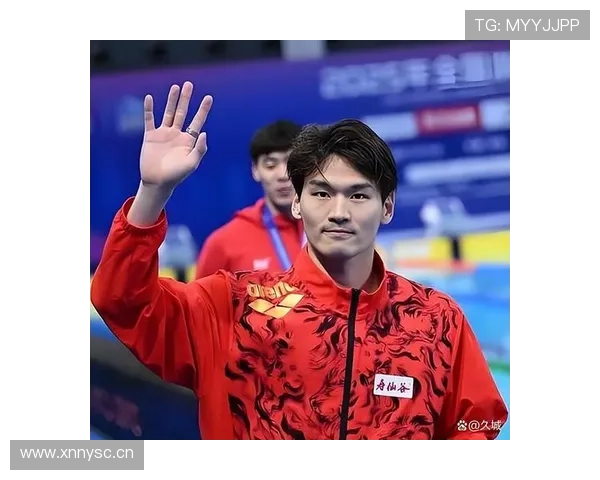 徐嘉余训练完直接打飞的去吃米其林三星，这日子过得比偶像剧还浮夸