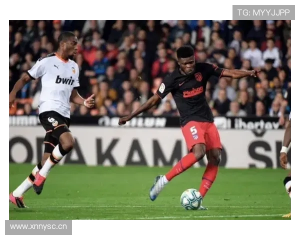 瓦伦西亚运营危机浮现，球队财务压力与竞技稳定性面临考验